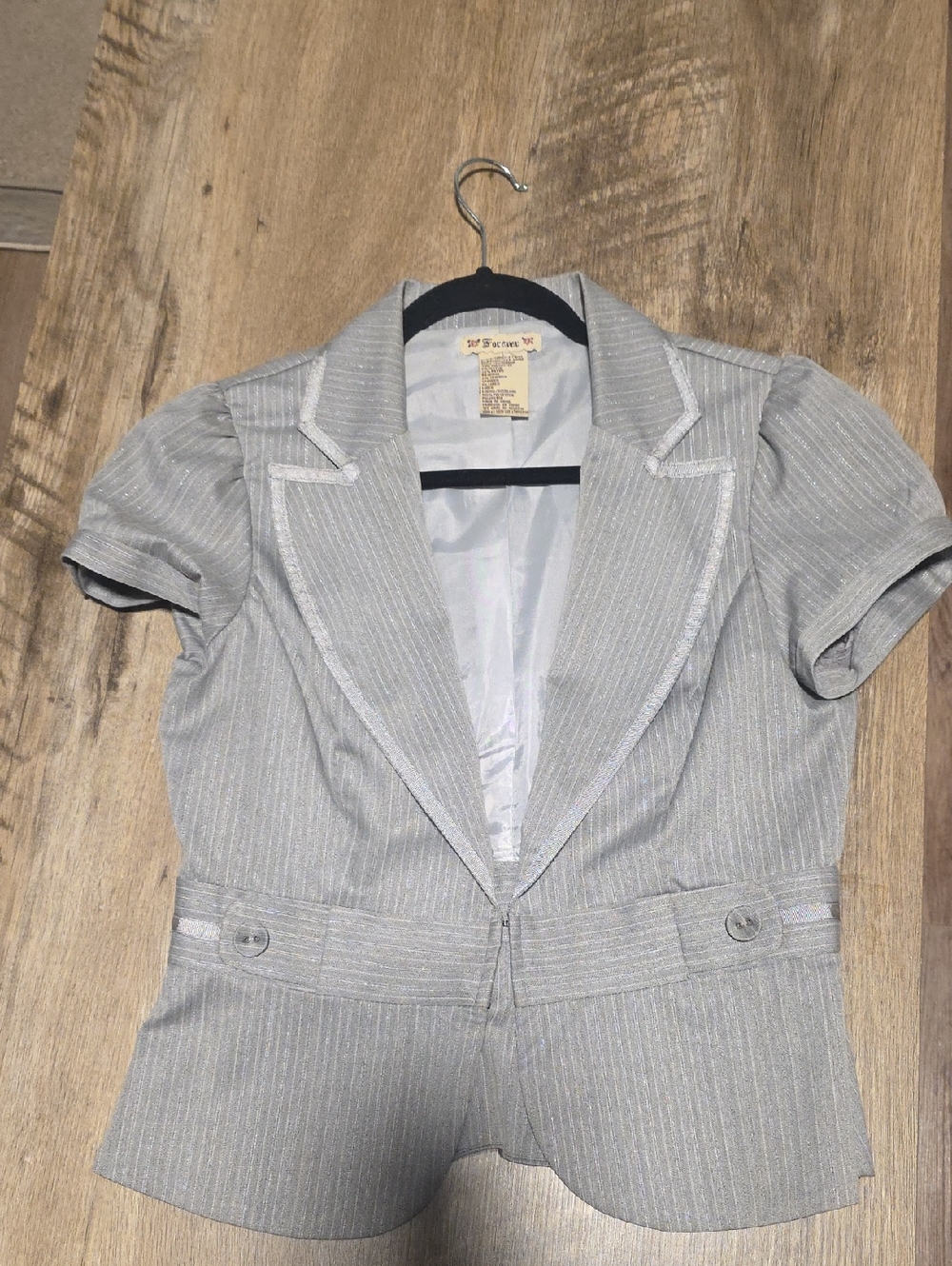 Forever 21 Light Gray Pinstripe Short Sleeve Blazer